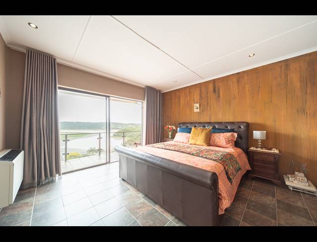 4 BEDROOM HOUSE FOR SALE IN BONZA BAY